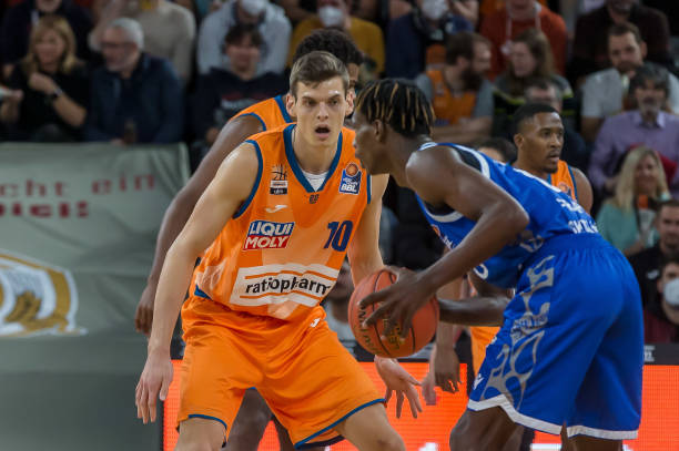 利用自己的 利用自己的