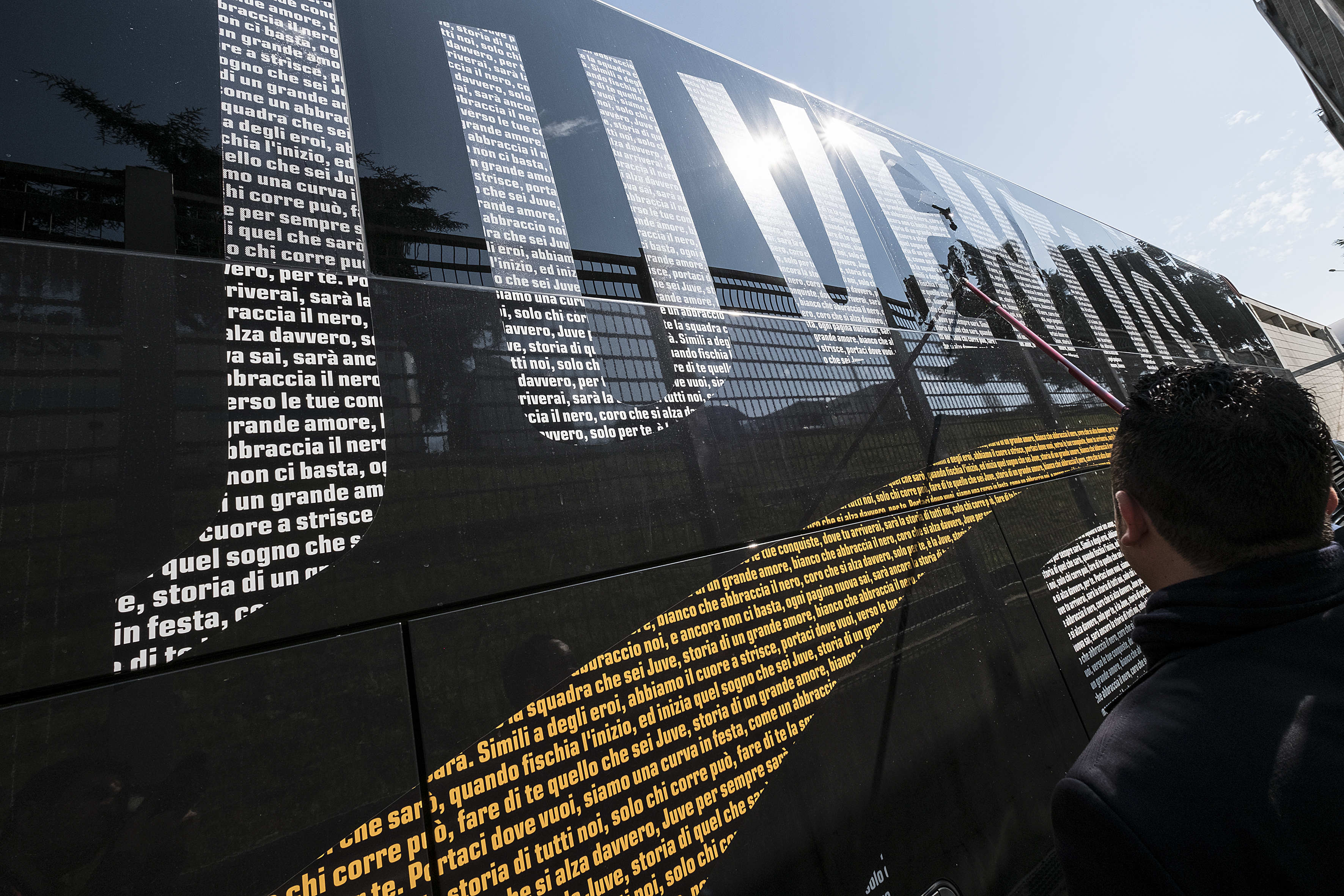 面对不利局 面对不利局