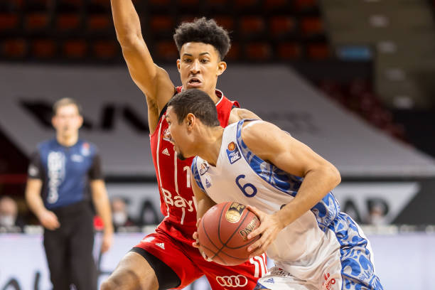 不乏因高薪 不乏因高薪